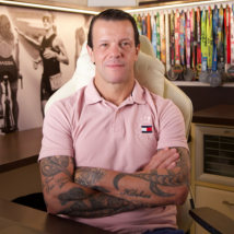 Treinador Fábio Kitahara